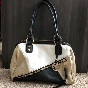 Jessica Simpson handbag